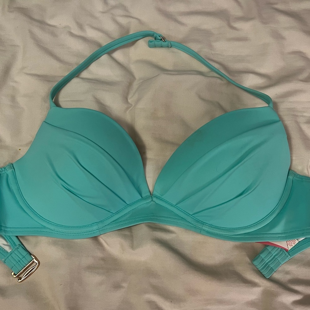 Victoria’s Secret bikini top